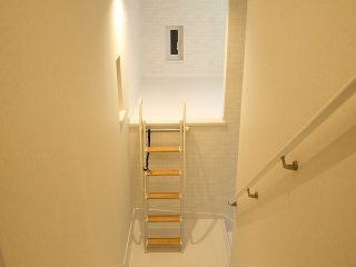 シンプル&ホワイトな住まい 階段＆ロフト